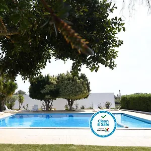 2* Guest house Monte Dos Avos Village - Pet Friendly